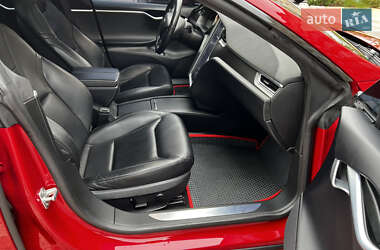 Лифтбек Tesla Model S 2016 в 