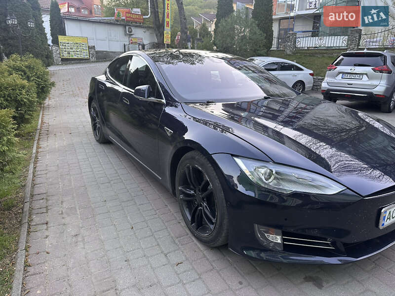 Лифтбек Tesla Model S 2015 в Сваляве фото 3 Лифтбек Tesla Model S 2015 в Сваляве