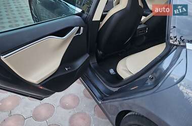 Лифтбек Tesla Model S 2014 в Тернополе