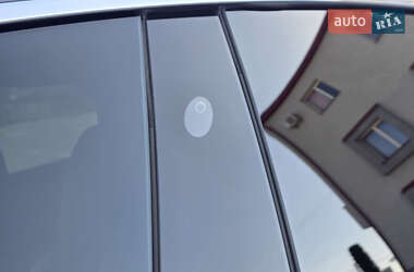 Лифтбек Tesla Model S 2018 в 
