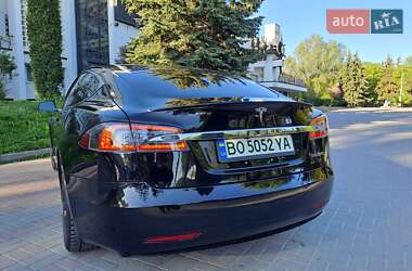 Лифтбек Tesla Model S 2020 в 