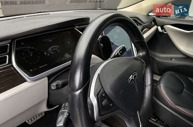 Ліфтбек Tesla Model S 2013 в 