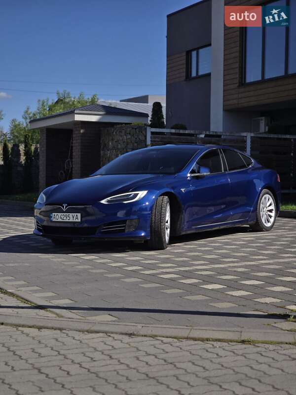 Tesla Model S 2017 Tesla Model S 2017