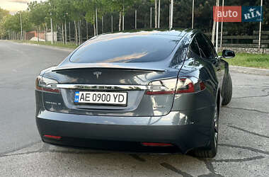 Ліфтбек Tesla Model S 2018 в 