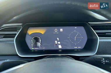 Лифтбек Tesla Model S 2017 в 