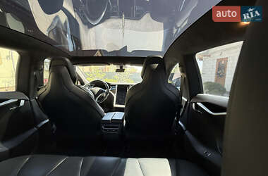 Лифтбек Tesla Model S 2017 в 