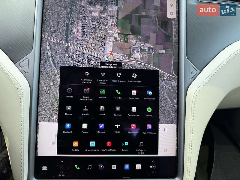 Ліфтбек Tesla Model S 2018 в Дніпрі