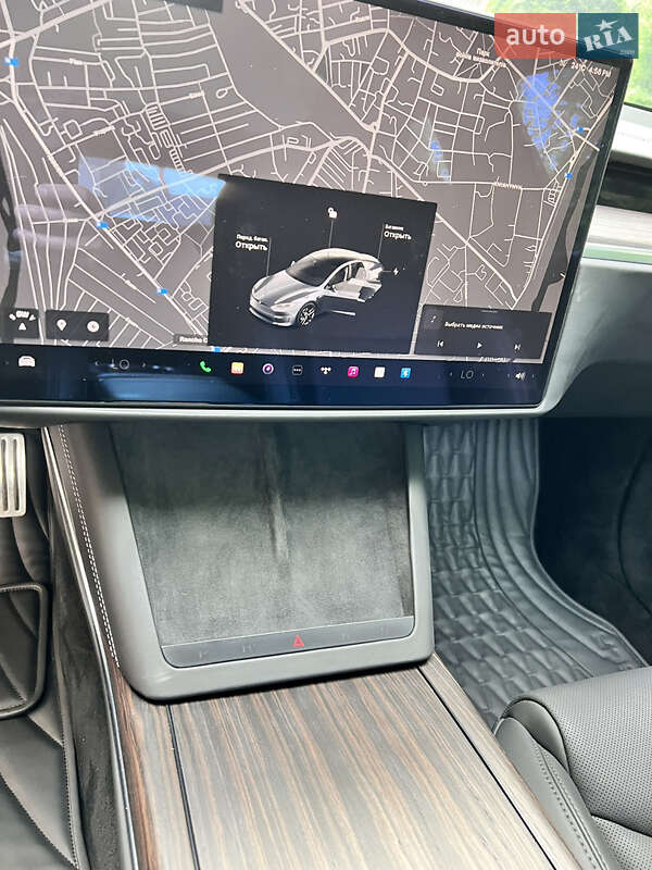Лифтбек Tesla Model S 2022 в Ивано-Франковске