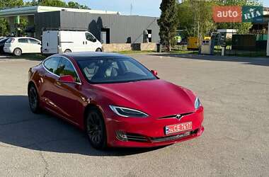 Лифтбек Tesla Model S 2020 в 