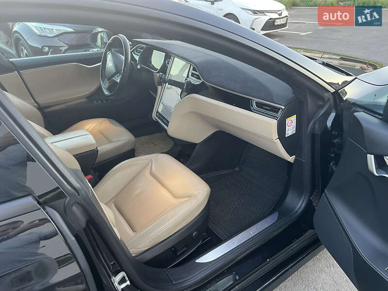 Лифтбек Tesla Model S 2015 в Одессе