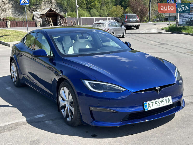 Ліфтбек Tesla Model S 2022 в Києві