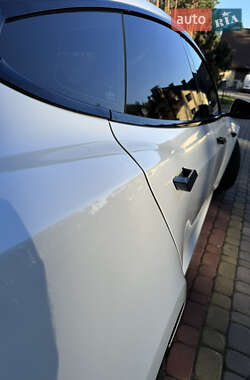 Лифтбек Tesla Model S 2021 в 