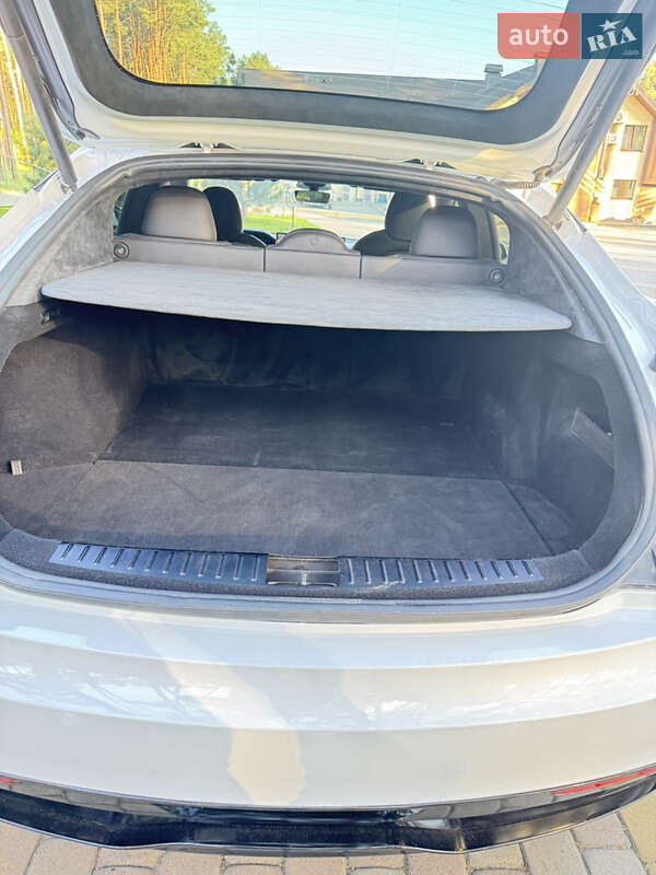 Лифтбек Tesla Model S 2021 в Львове