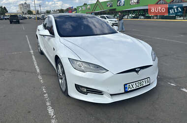 Лифтбек Tesla Model S 2016 в Харькове