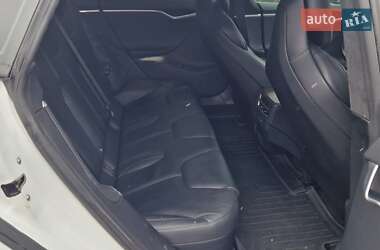 Ліфтбек Tesla Model S 2017 в 