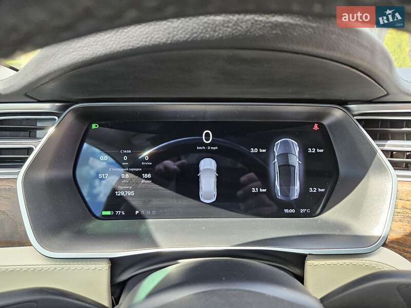 Лифтбек Tesla Model S 2017 в Тернополе