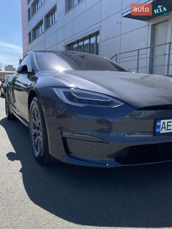 Ліфтбек Tesla Model S 2022 в Дніпрі