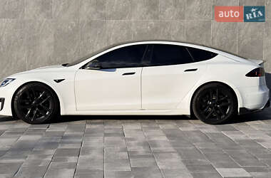 Лифтбек Tesla Model S 2021 в 