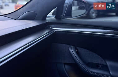 Лифтбек Tesla Model S 2021 в 