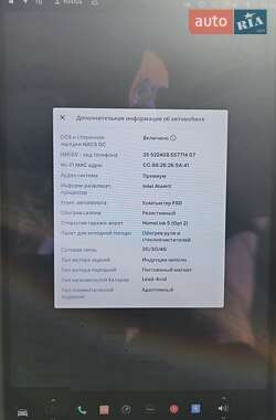 Лифтбек Tesla Model S 2019 в 