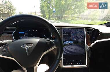 Ліфтбек Tesla Model S 2017 в 