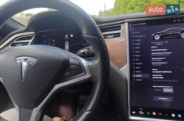 Ліфтбек Tesla Model S 2017 в 
