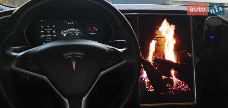 Ліфтбек Tesla Model S 2017 в Львові фото 57 Ліфтбек Tesla Model S 2017 в Львові