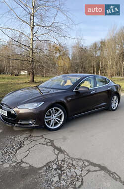 Ліфтбек Tesla Model S 2014 в Жовкві