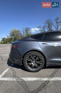 Ліфтбек Tesla Model S 2021 в 