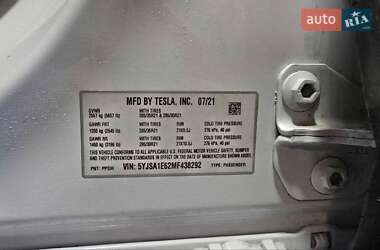 Лифтбек Tesla Model S 2021 в 