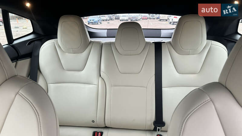 Лифтбек Tesla Model S 2019 в Житомире фото 17 Лифтбек Tesla Model S 2019 в Житомире