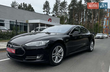 Ліфтбек Tesla Model S 2014 в 