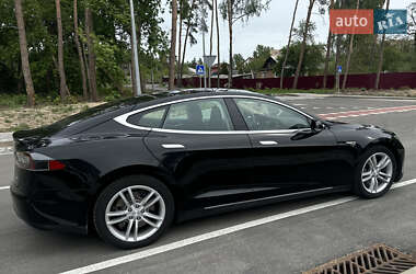Ліфтбек Tesla Model S 2014 в 