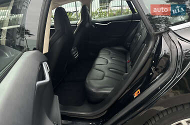 Ліфтбек Tesla Model S 2014 в 