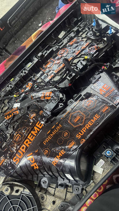 Ліфтбек Tesla Model S 2022 в Києві