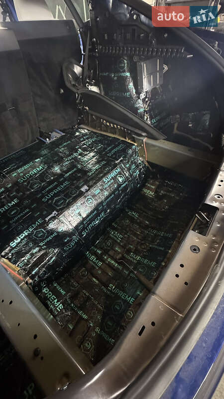 Ліфтбек Tesla Model S 2022 в Києві