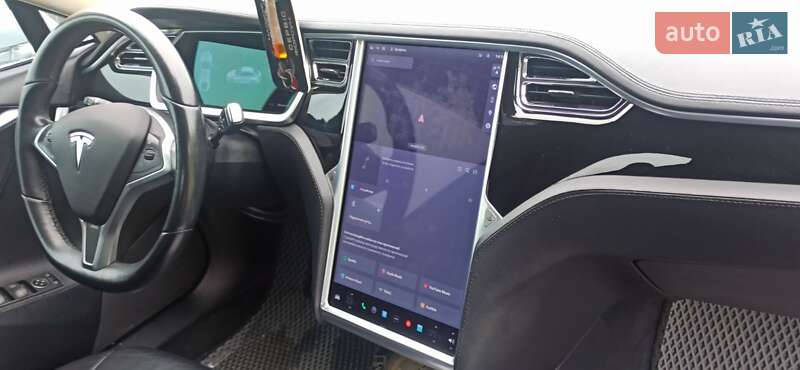 Лифтбек Tesla Model S 2013 в Богородчанах