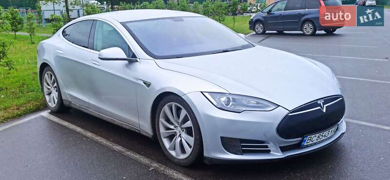 Лифтбек Tesla Model S 2013 в Богородчанах