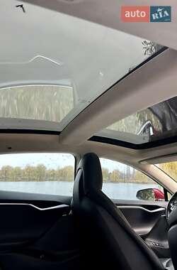 Ліфтбек Tesla Model S 2015 в 