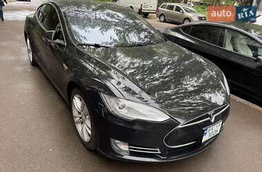 Ліфтбек Tesla Model S 2014 в 