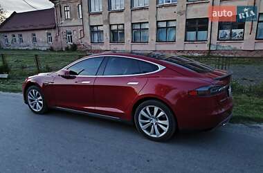 Ліфтбек Tesla Model S 2014 в Львові