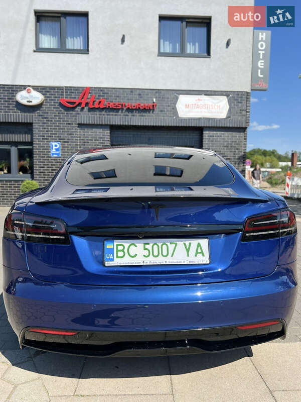 Ліфтбек Tesla Model S 2022 в Львові