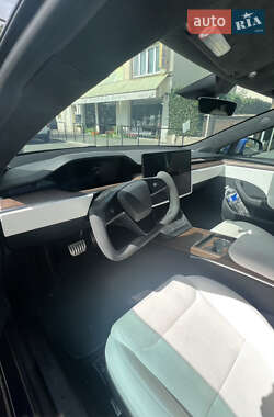 Лифтбек Tesla Model S 2022 в 