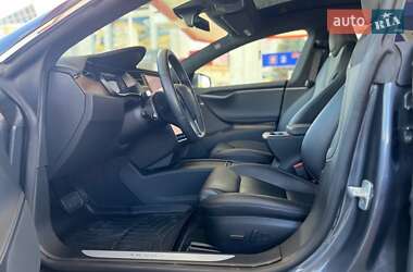 Лифтбек Tesla Model S 2020 в 