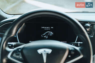 Ліфтбек Tesla Model S 2020 в 
