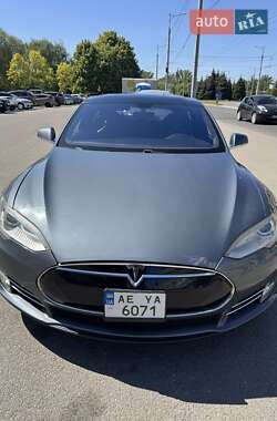 Ліфтбек Tesla Model S 2013 в 