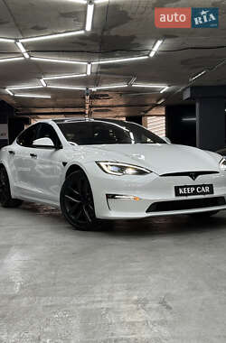 Лифтбек Tesla Model S 2022 в 