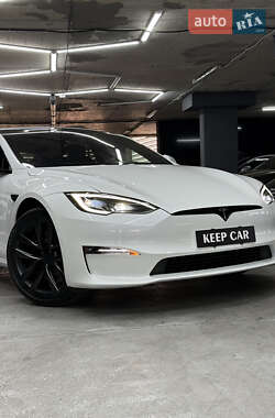 Лифтбек Tesla Model S 2022 в 