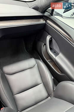 Лифтбек Tesla Model S 2022 в 