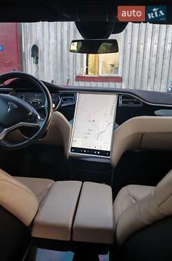 Ліфтбек Tesla Model S 2016 в 